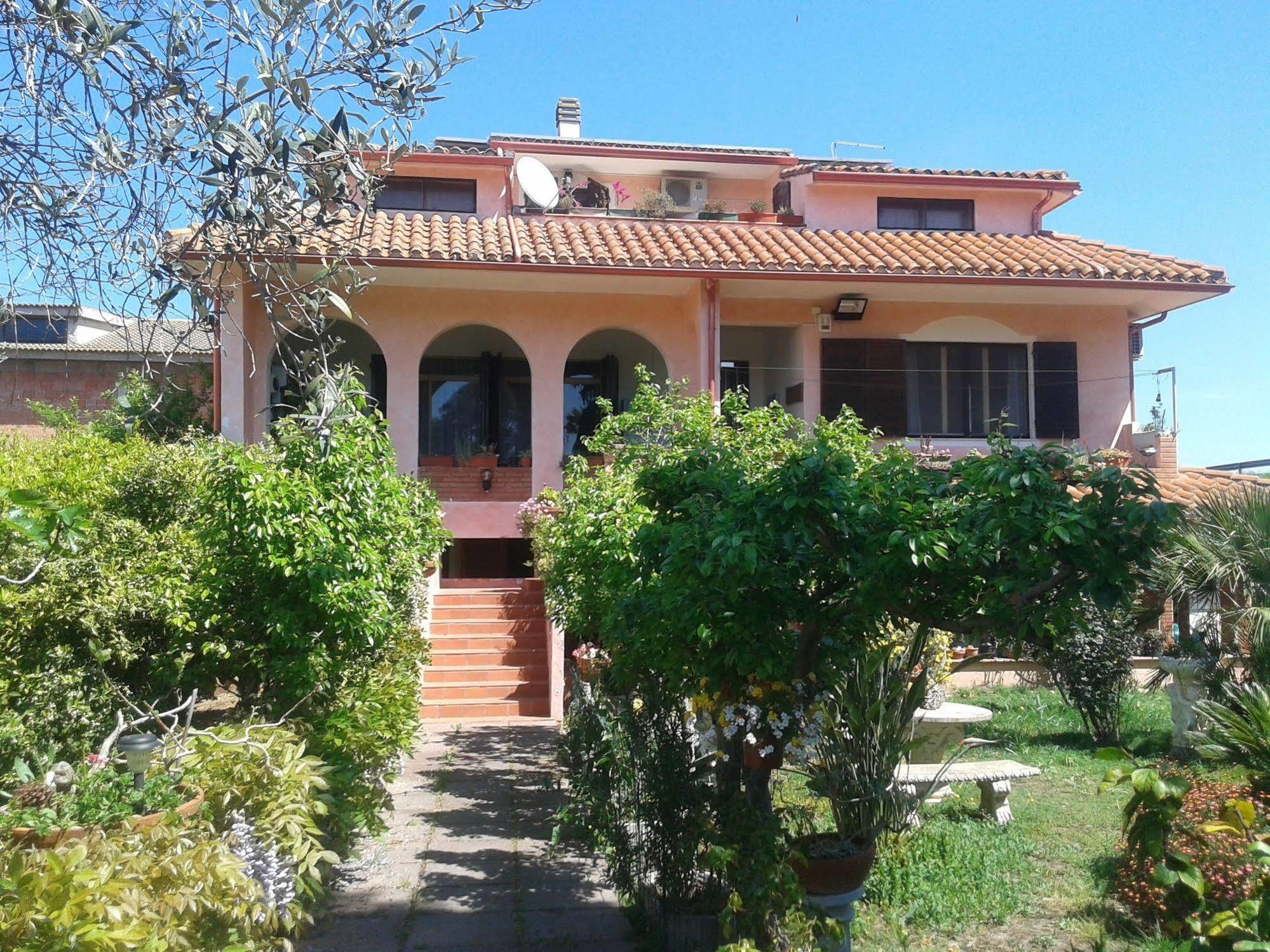 Villa Corrias Siliqua Εξωτερικό φωτογραφία